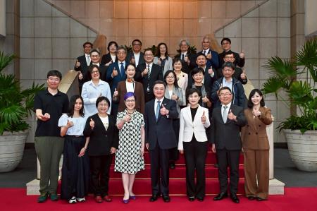2026年5月7日行政院長卓榮泰主持行政院性別平等會第35次委員會議。 _6_.jpg